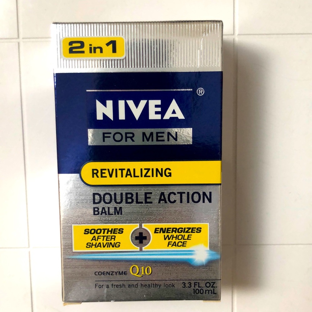 NIVEA  Revitalizing Double Action BALM